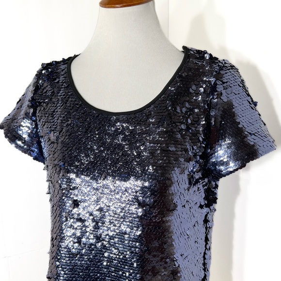 SOLD-Anthropologie Blue Jewel Tone Sequin Short Sleeve Blouse Tee - Picture 3 of 11